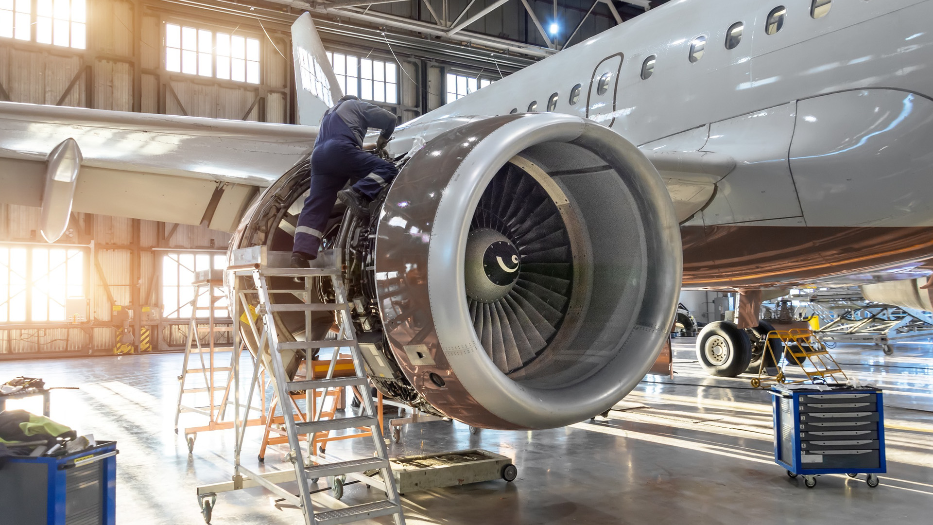 A sustainable approach to engine building and aeronautics 